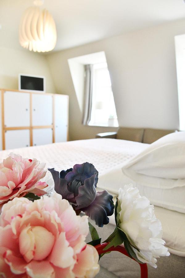 Jethon Exklusives City-Appartement Bernburg Esterno foto