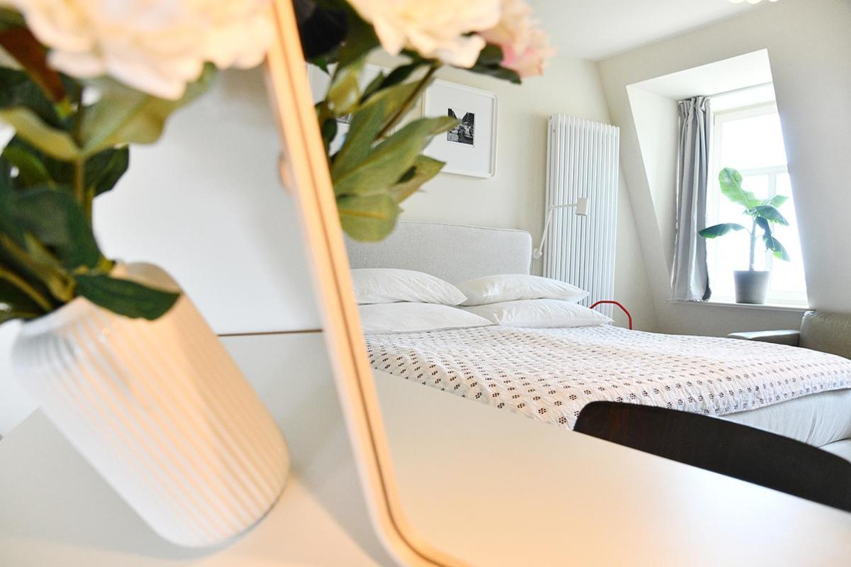 Jethon Exklusives City-Appartement Bernburg Esterno foto